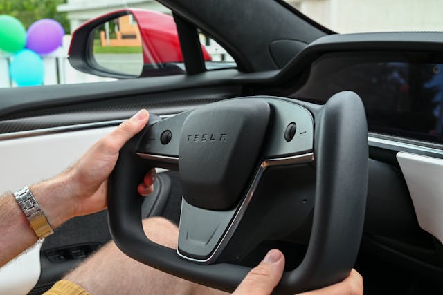 Volante Tesla