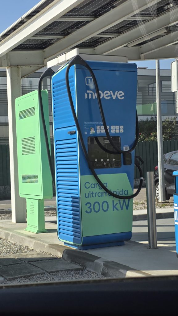 moeve-carregador-super-rapido-veiculos-eletricos-vila-do-conde