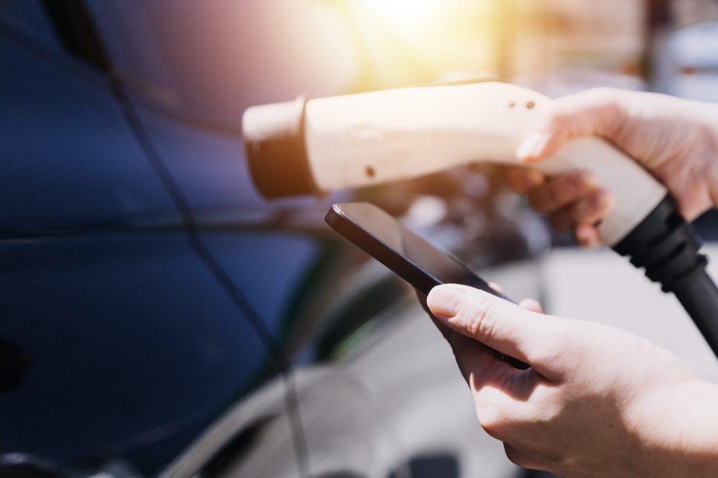 Saiba como obter os cheques para comprar veículos elétricos