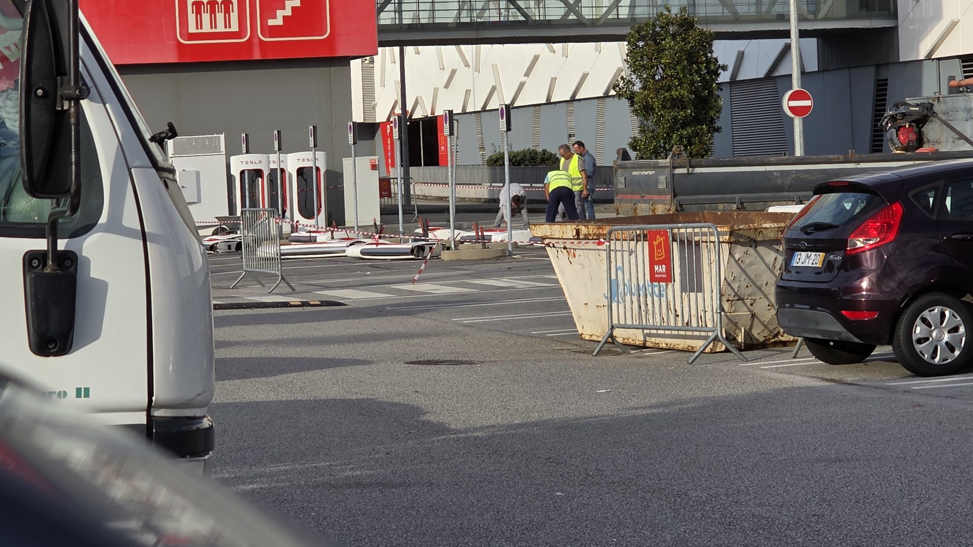 Carregadores TESLA Mar Shopping Matosinhos