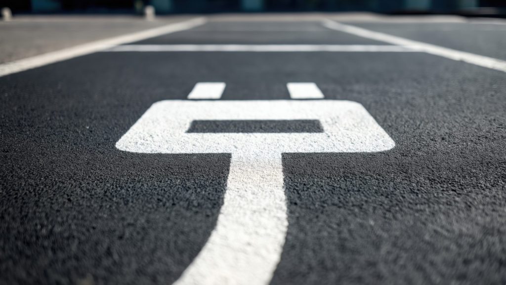 França experimentou autoestrada que carrega veículos elétricos em movimento